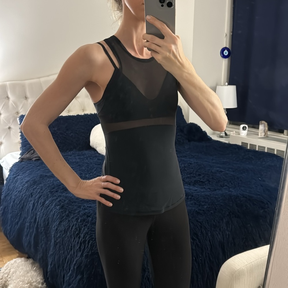 Lululemon Sports Top